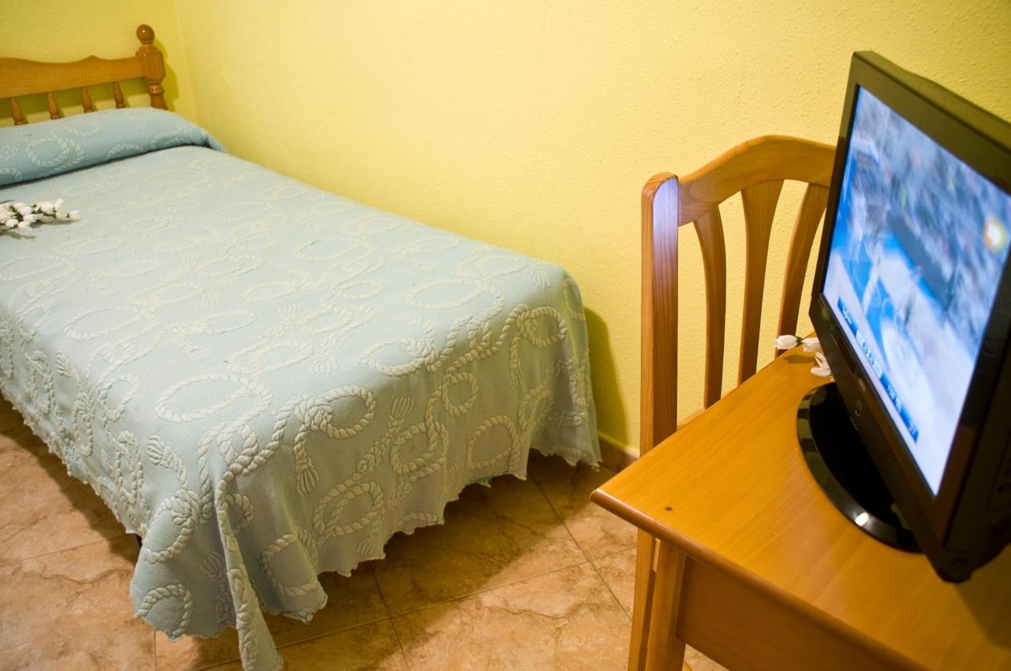 Pension Aries II Cuenca  Esterno foto